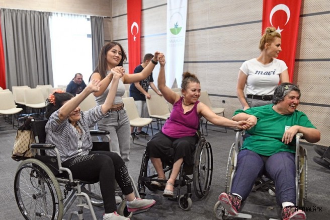 OBAM’da Özel Bireyler Sanat ve Müzikle Buluştu 