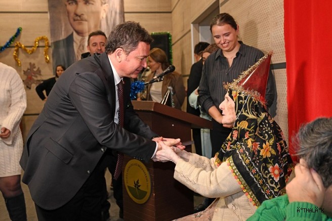 OBAM’da Umut ve Neşe Dolu Yılbaşı Buluşması 