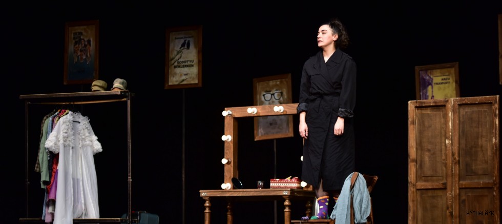 Ödüllü ‘Yan Rol’ Bursa'da Ayakta Alkışlandı