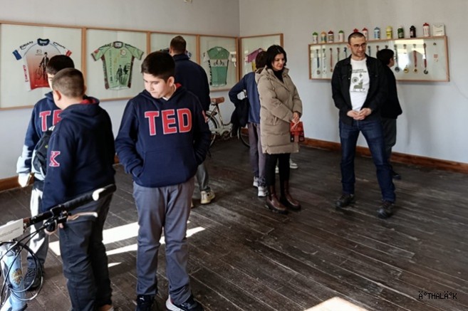 Öğrenciler Ertan Ayçetin Bisikletevi’nde Mysia Yolları’nı tanıdı