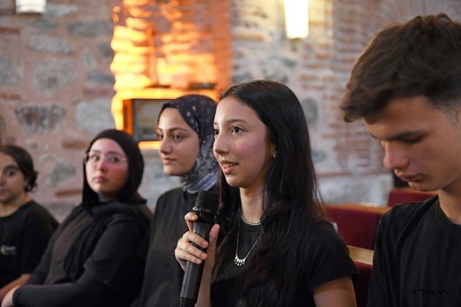 Öğrencilerin Gözünden Yaşar Kemal’in Ağrıdağı Efsanesi’ne Bakış