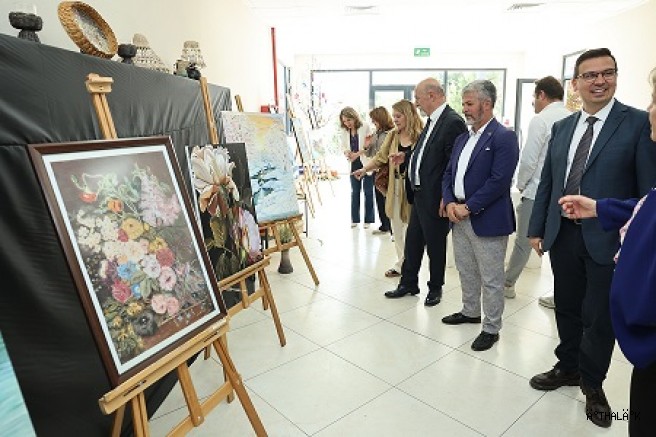 Olgun Gençlerden Göz Alıcı Eserler 