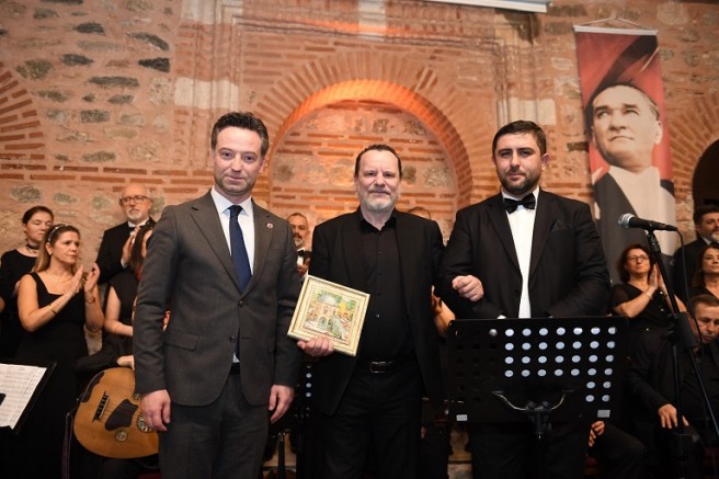 Osmangazi Belediyesi’nden Sevgililer Günü’nde “Sevgi Notaları” Konseri 