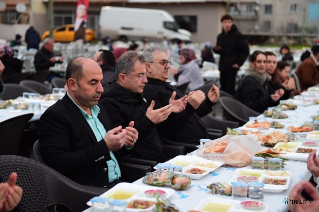 Osmangazi Belediyesi Ramazan Bereketini Sırameşeler’e Taşıdı