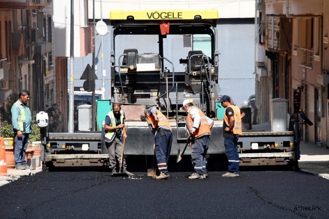 Osmangazi’de 160 Ton Asfalt Döküldü 