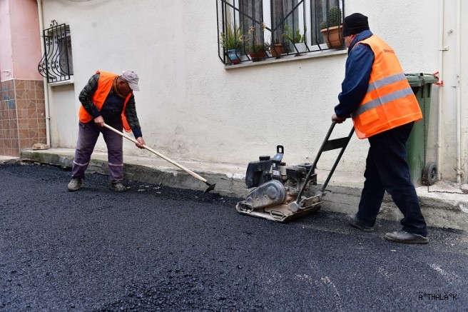 Osmangazi’de Çiftehavuzlar Mahallesi Kına Sokak’a Yeni Asfalt 