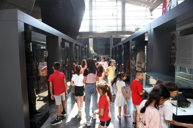 Osmangazi’de Çocuklara Tarih ve Edebiyatı Sevdiren Buluşma 