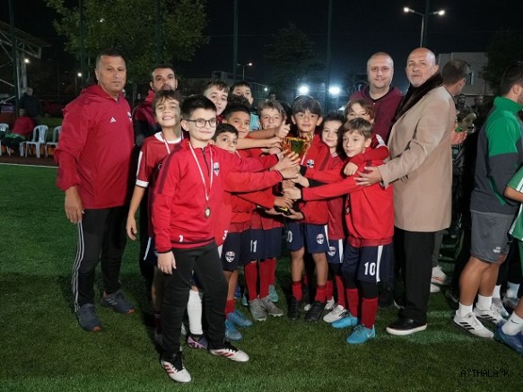 Osmangazi’de Cumhuriyetin Işığı Sporla Birleşti