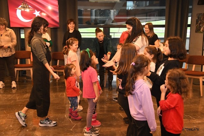 Osmangazi’de Dünya Kız Çocukları Günü Anlamlı Etkinliklerle Kutlandı