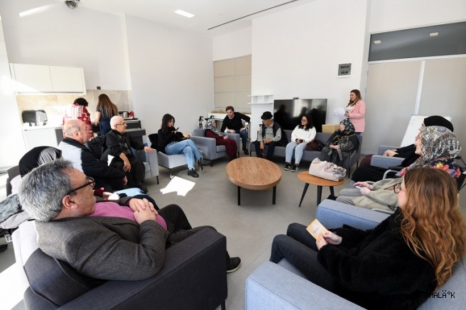 Osmangazi’de Kelimeler Kuşakları Buluşturdu