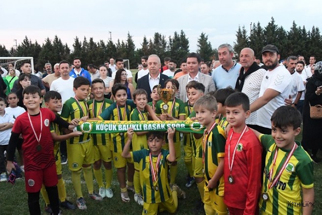 Osmangazi’de Minik Yetenekler Futbol Şöleninde Buluştu