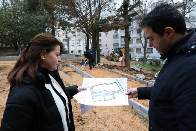 Osmangazi’de Parklar Yenileniyor 