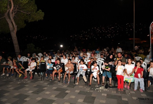 Osmangazi’de Yaz Akşamları Sinema İle Şenleniyor