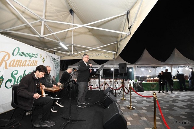 ‘Osmangazi Ramazan Sokağı’ Huzur Veren Ezgilerle Taçlandı 