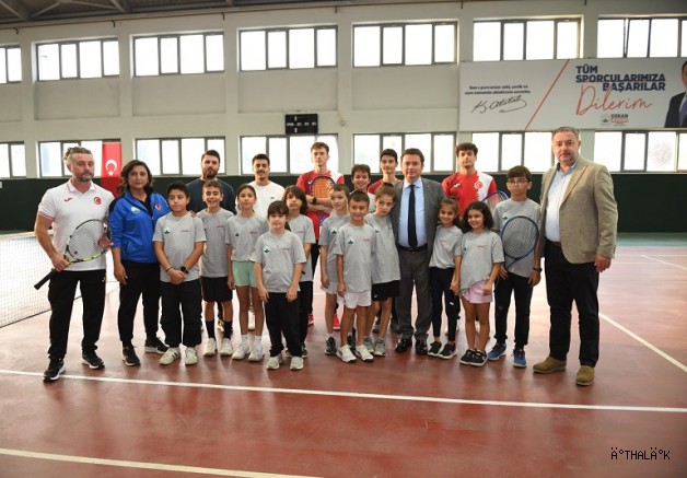 Osmangazili Tenisçilerin Hedefi Tokyo Olimpiyatlarında Altın Madalya 