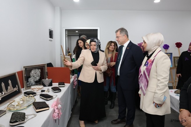 OSMEK’te Üreten Kadınlar Emeklerini Sergiledi 