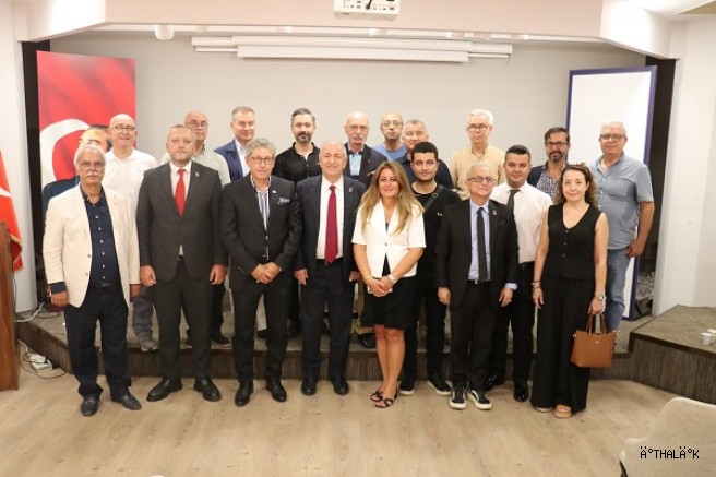 Özdağ'dan BUMİAD'a Ziyaret