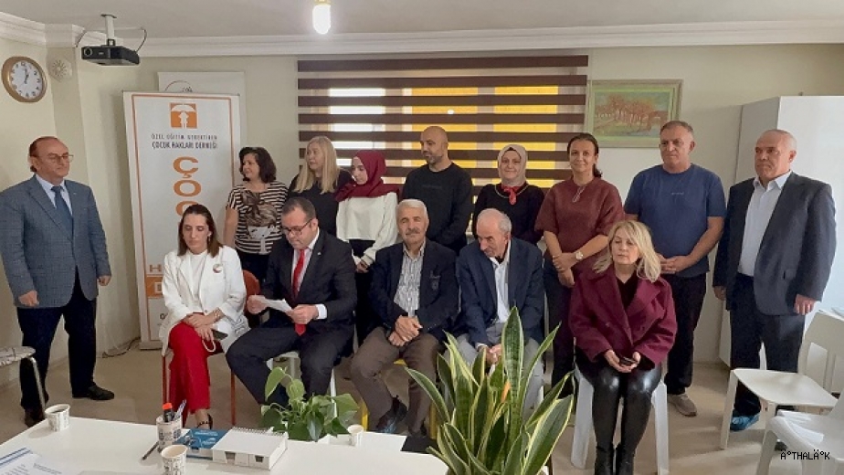 Özel Gereksinimli Çocuklar Haklarına Erişemiyor