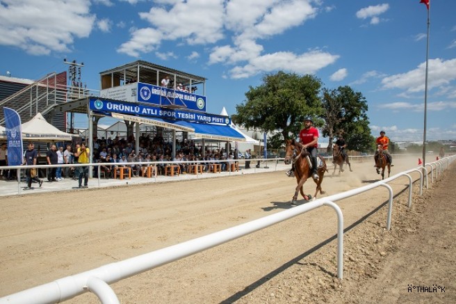 Rahvan Atları Şampiyonluk İçin Koştu