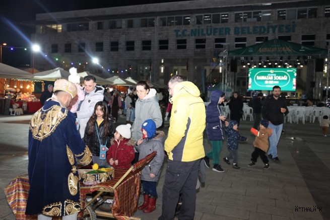 Ramazan’ın Ruhu Nilüfer Ramazan Sokağı’nda Yaşanıyor 