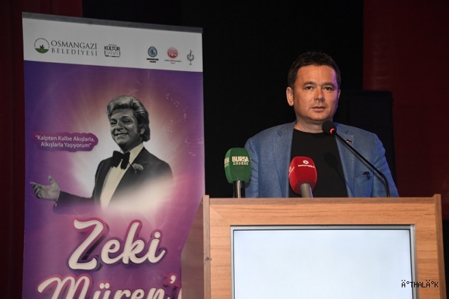 Sanat Güneşi Zeki Müren Osmangazi’de En Sevilen Şarkılarıyla Anıldı