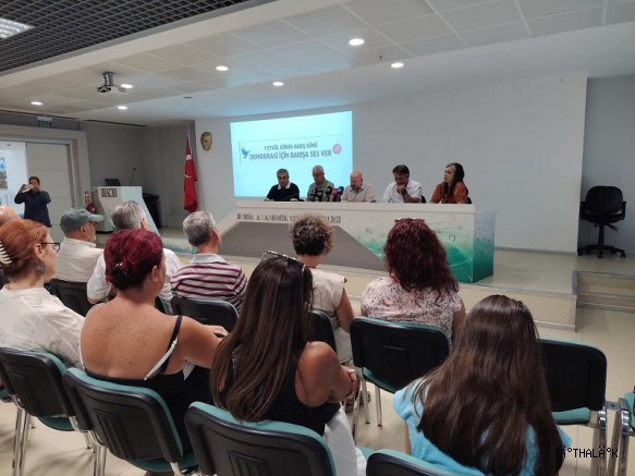 Savaşa ve Sömürüye Karşı Demokrasi ve Barış Kazanacak