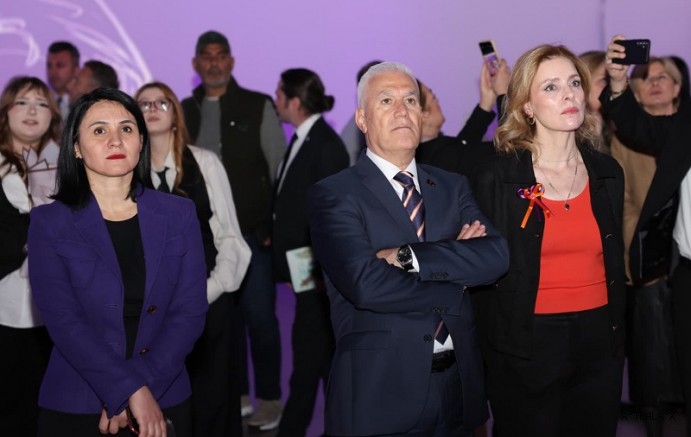 Şiddetsiz Bir Dünyaya Dijital Çağrı