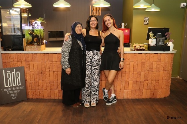 Üç Kuşak Kadın Girişimci Bir Arada