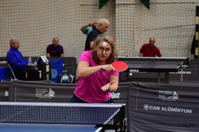 Ulusal Bursa Veteran Masa Tenisi Turnuvası Sona Erdi