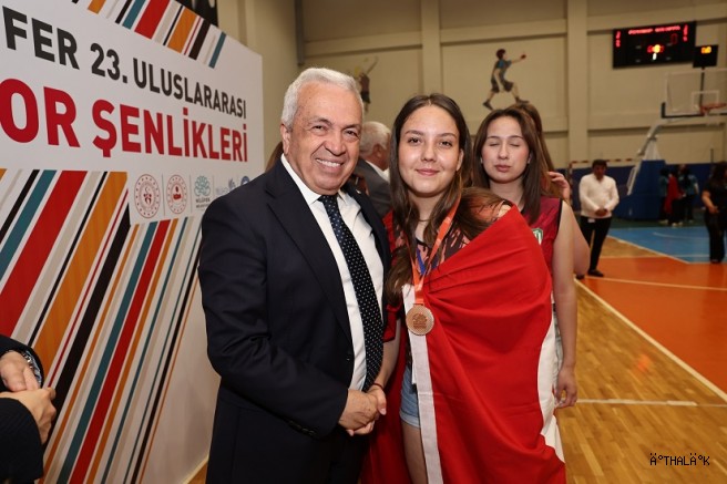 Uluslararası Spor Şenlikleri’ne Muhteşem Final