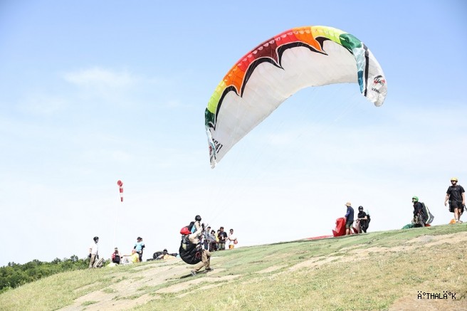 Üni Uçuş Günleri Üniversiteli Gençleri Buluşturdu