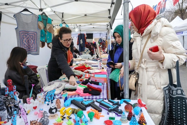 Üreten Kadınlar Büyükşehir'le Güçleniyor