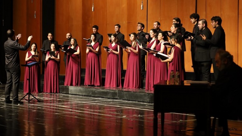 Usta Şair Nâzım Hikmet, Ölümsüz Eserleriyle Anıldı