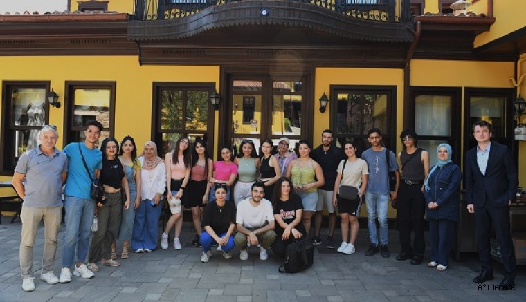 Yabancı Öğrenciler Sosyal Medya Hesaplarında Osmangazi’yi Tanıtacak