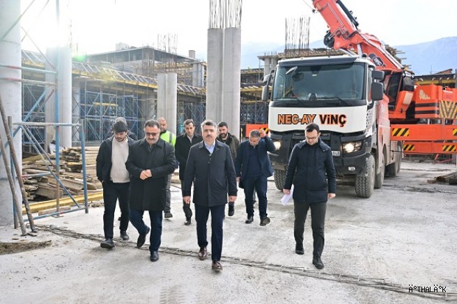 Yavuzselim Kapalı Pazar Alanında Çalışmalar Sürüyor