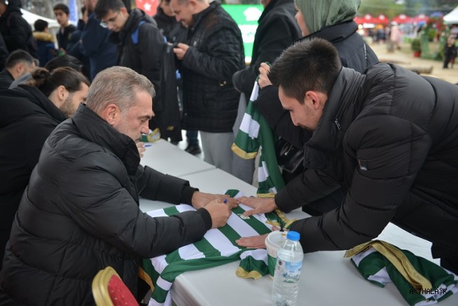 Yeni Yıl Meydanı'nda Bursaspor Coşkusu