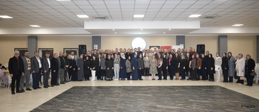 Yenişehir Belediye Başkanı Ercan Özel, Dayanışma Yemeğinde