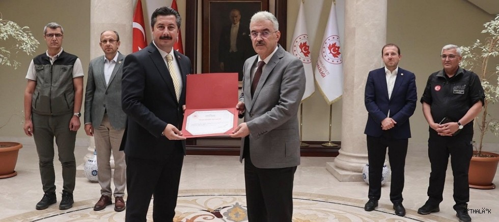 Yenişehir Belediyesi'ne Vali Ayyıldız'dan Teşekkür