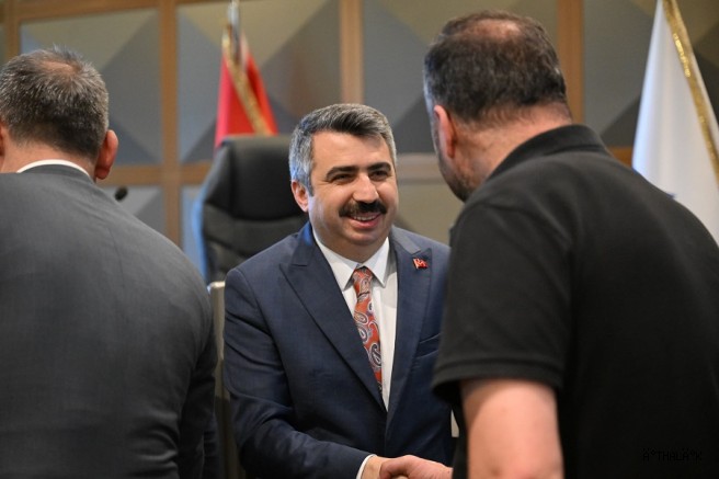 Yıldırım Belediye Başkanı Oktay Yılmaz Kurban Bayramı Öncesi Belediye Personeli İlçe Protokolü  ile Bayramlaştı İ