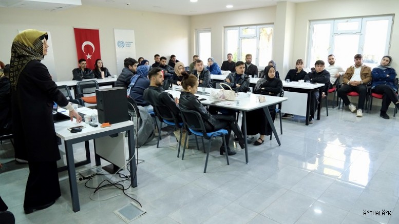 Yıldırım'da Kadına Yönelik Şiddetle Mücadele Eğitimi