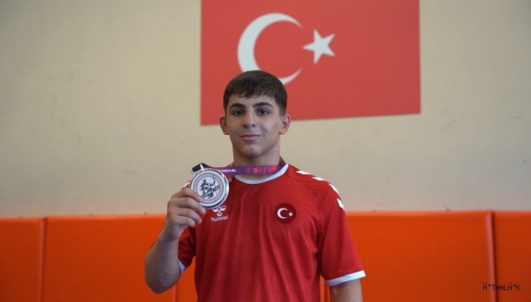 Yıldırım'ın Milli Gururu Yusuf İslam Kara Avrupa İkincisi