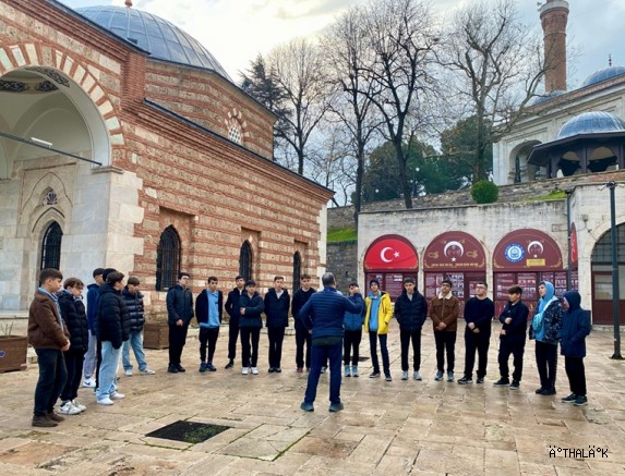 Yıldırımlı Gençlerden Tarihe Yolculuk 