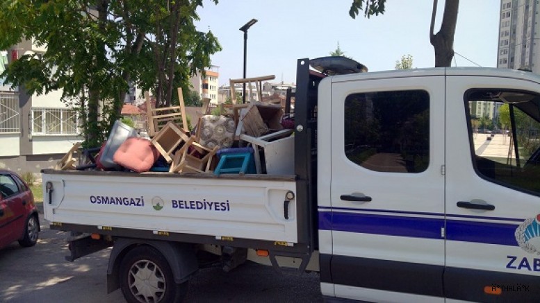 Zabıtadan Kaldırım İşgaline Müdahale